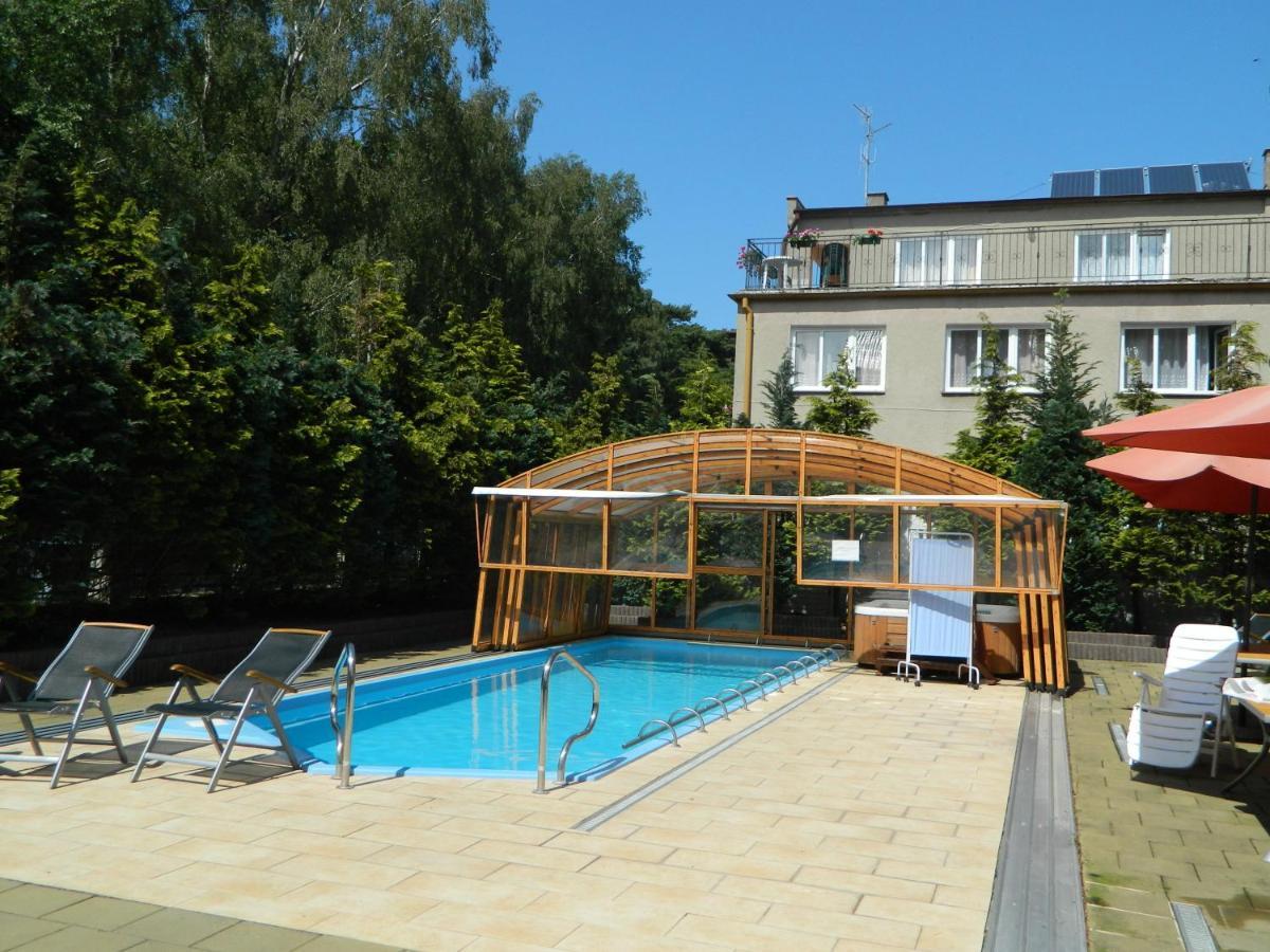 Pod Arkadami Hotell Darlowko Exteriör bild